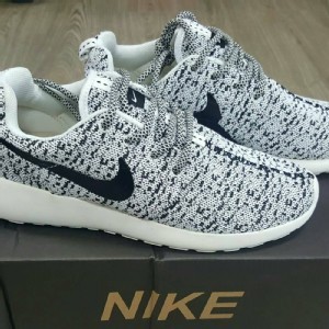 NK 2018 新款飛線編織輕量透氣跑步鞋-淺灰色