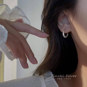 優雅S925純銀耳環