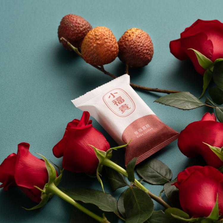 【吉品養生】小福貴玫瑰荔枝x遊山茶訪 聯名茶點禮盒(3入/組)-附提袋