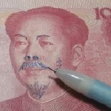 可擦式中性筆 藍色 0.5mm 配合專用魔筆，可塗改、擦除！ 特價：$10