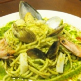 青醬海鮮義大利麵(含麵) 特價：$152