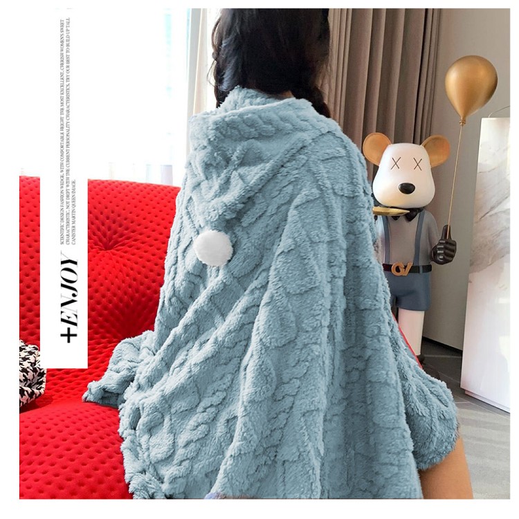 【QIDINA】北歐風厚實加大連帽塔芙絨保暖口袋柔軟披肩毯-A