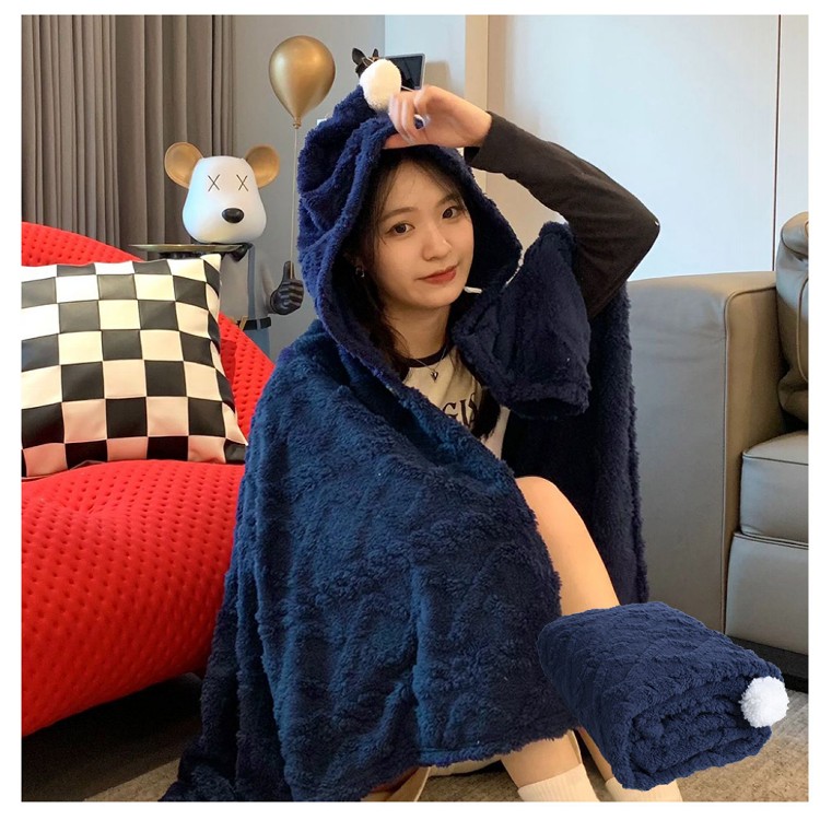 【QIDINA】北歐風厚實加大連帽塔芙絨保暖口袋柔軟披肩毯-A