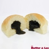 【巴特里】爆漿芝麻奶油餐包 ＊香濃手工黑芝麻糊，滋味濃郁、健康養生