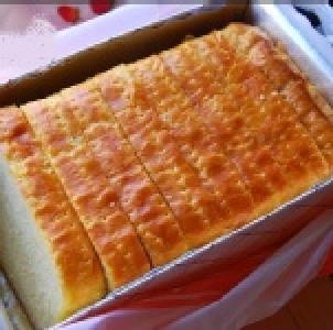 台北士林百合麵包園~起酥蛋糕(小盒/9片裝)
