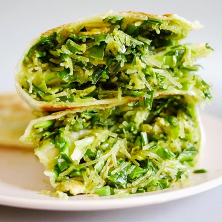 【杰哥蛋餅】傳統揉麵眷村味韭菜盒/全素高麗菜盒 任選組合