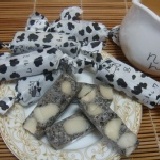 芝麻夏威夷牛軋糖 § 300g