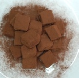 頂級艾爾帕蔻焦糖生巧克力限量版 半價試吃Valrhona莊園艾爾帕蔻66%黑巧克力和可可碎製作而成,限時限量1200份,剩下765份 特價：$115