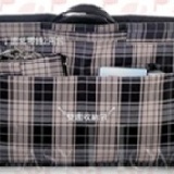 020 格紋款 包中包 袋中袋 黑色 此款若有瑕疵.無法退換貨 價格已壓低 請dear見諒 特價：$85