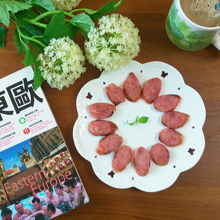 ❤周家肉舖❤ 黃金香腸組合『原味x3、五香x3』