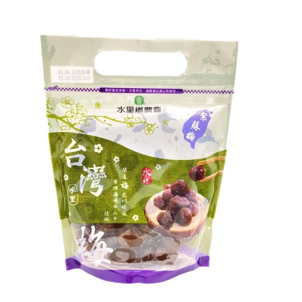 (水里,開封後如未能一次食用完,請輕壓拉錄以利保存。水里鄉農會,李堆近酒田山中,梅 花坼晩風。