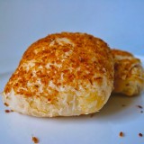 意緣食品行李箱盒12入裝香妃酥 特價：$220