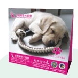 2012年桌曆 尺寸：21cm X 18cm〈底座寬 8cm〉 特價：$200