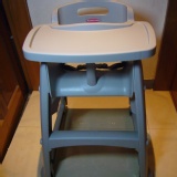 兒童餐椅+餐盤 防菌.安全.堅固.好清潔.兒童餐椅