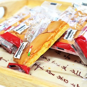 【韓國原裝進口-樂天Samlip Nuneddine 義式焦糖奶油千層酥】 特價：$560