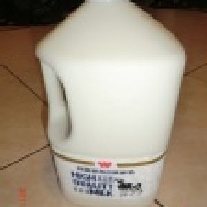 林鳳營鮮乳3685ml 特價：$215