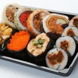 C121 4片大花壽司+3個大軍艦壽司+4片海苔壽司