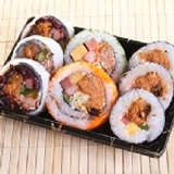 五番 2片大花壽司+3片河粉壽司+3片海苔壽司