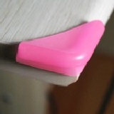 2061 彩色四枚裝桌角防撞保護貼 特價：$29