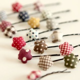 2345 日本雜誌款 水玉點點彩色布紋髮夾 (星.圓形隨機出貨) 特價:$10 2345 日本雜誌款 水玉點點彩色布紋髮夾 (星.圓形隨機出貨) 特價:$10