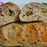 歐麥樂高纖堅果麵包 特價：$37