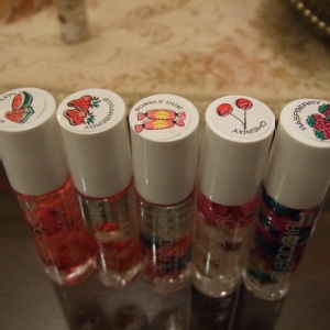 ISLanD GirL花瓣護唇油 8.9 ml ❤草莓