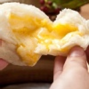 【試吃價】黃金流砂包 【限量手工製作】爆漿流砂包 外皮Q軟 甜而不膩 特價：$15