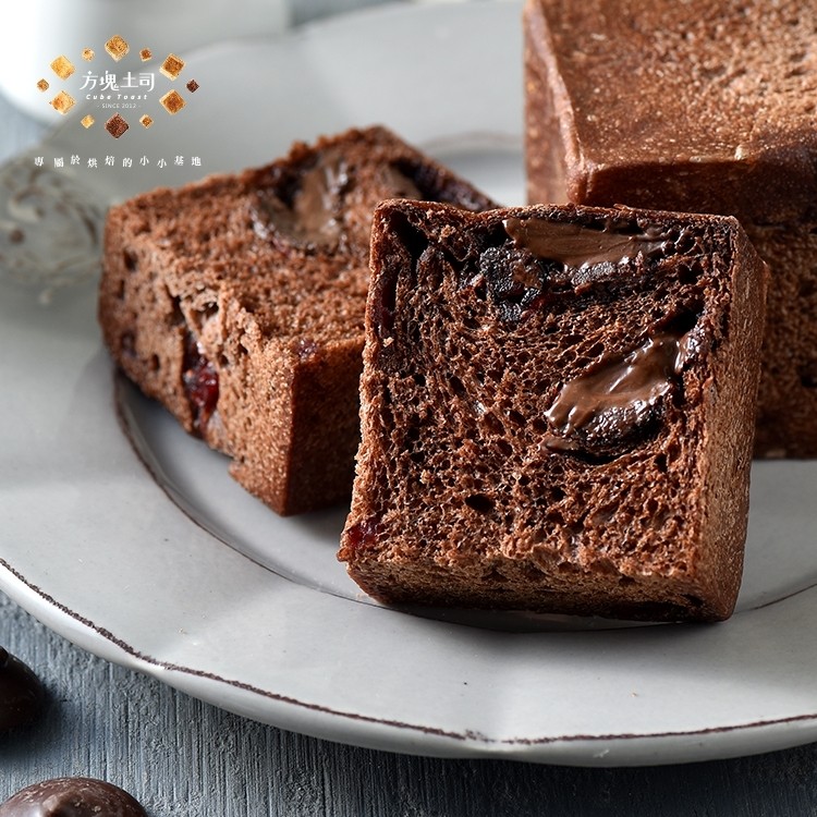 方塊土司，專屬於烘焙的小小菇地。