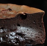 【甜點森林Let's Six 6吋蛋糕專店】輕烤半熟法芙娜80%巧克力蛋糕 ~ 莊園級80%法芙娜苦甜黑巧克力添加~