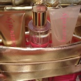 預購Victoria's Secret Heavenly 旅行三件組+金色包包