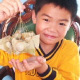 一般肉粽一串（10粒） 特價：$65