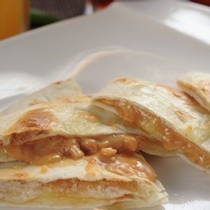 2.花生起士薄餅