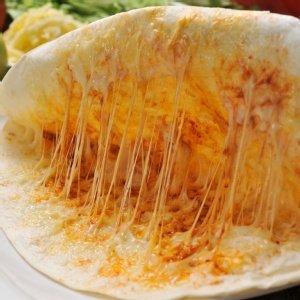 2.小墨起士薄餅 特價：$45