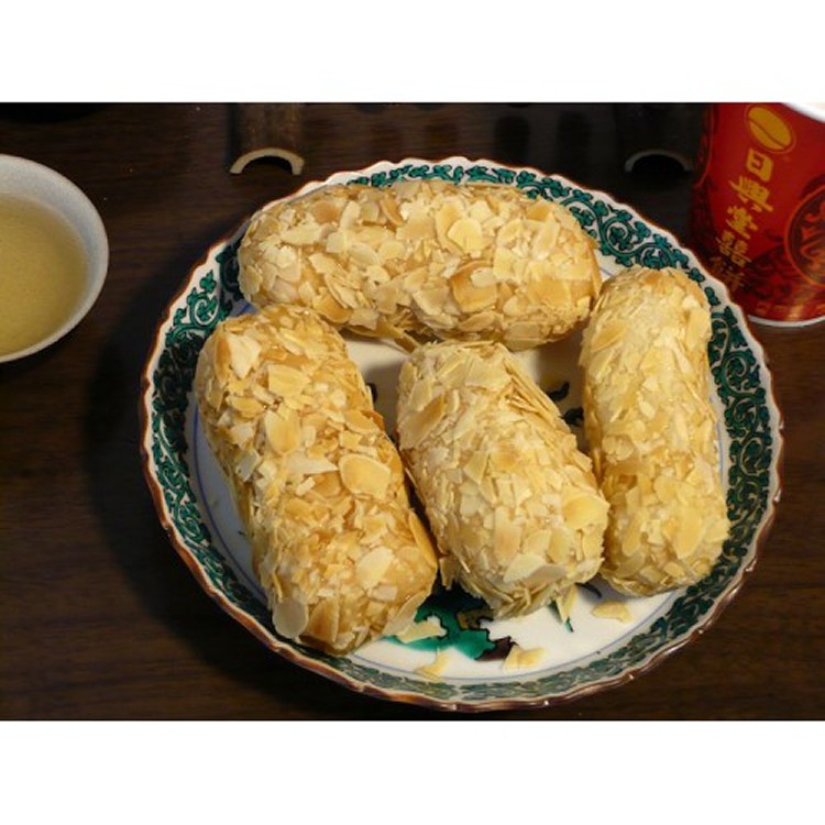 杏仁、花生顆粒粩