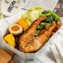 檸香炙烤鮭魚餐盒