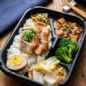 脆皮燒腩飯