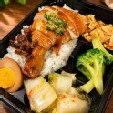貴妃油雞腿飯