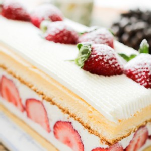 原味極緻草莓蛋糕