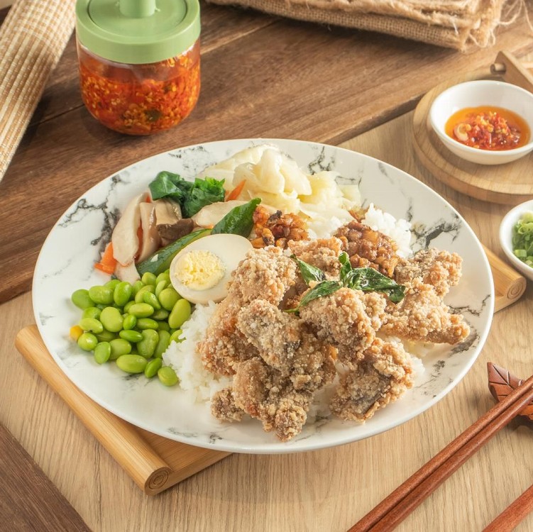招牌台客鹹酥雞飯