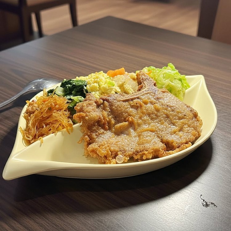 滷排骨便當