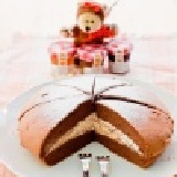 瑪啡巧克力派~香蕉慕司巧克派 採用台灣本地新鮮濃郁香蕉果泥，與進口比利時巧克力製作而成的蛋糕，濃郁口感ihergo粉絲獨享破盤特價