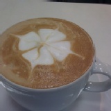 等待咖啡館 拿鐵咖啡+厚片吐司---只要80元(原價115元) 特價：$80