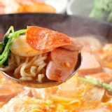 泡菜燒肉부대찌개 特價：$188