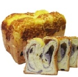 椰子芋頭吐司 【心心麵包】外層香甜的椰子是獨門配方，裡面也是獨家配方芋頭餡!! 特價：$70