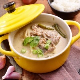 綠咖哩椰汁牛肉