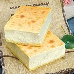千巧谷崙背鮮奶乳酪蛋糕 特價：$230