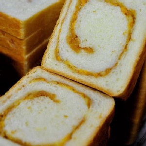 好吃手作吐司~花生