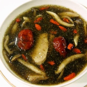 黑木耳鮮菇湯