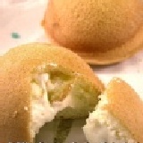 蛋糕泡芙48顆裝 超可愛的蛋糕泡芙又來囉~綿密的蛋糕口感與檸檬口味的奶油合購網專屬價格290元