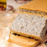 黑芝麻長條蛋糕 特價：$95